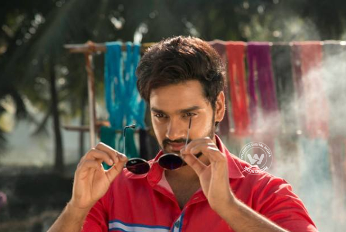 /media/k2/galleries/61665/Fashion-Designer-G03