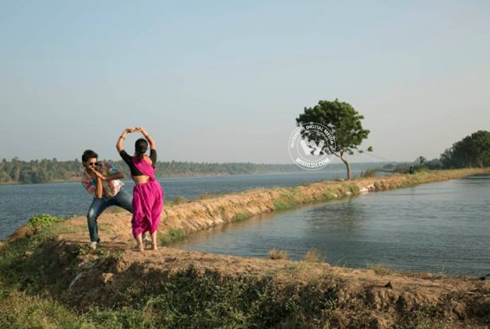 /media/k2/galleries/61665/Fashion-Designer-G06