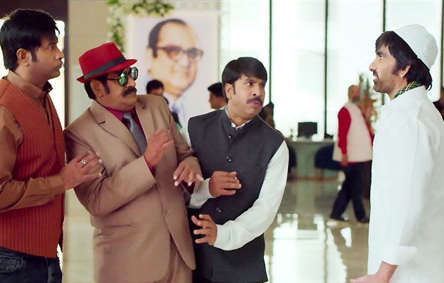 /media/k2/galleries/68660/Amar-Akbar-Anthony-Movie-Stills-03