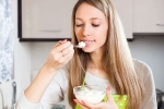 Curd latest, Curd latest breaking, right time to consume curd and who should avoid, Hydration
