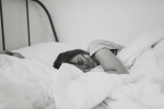 i sleep too much what's wrong with me, oversleeping causes, 6 dangerous side effects of oversleeping, Tension headache