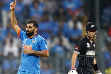 India slams New Zeland and enters into ICC World Cup Final