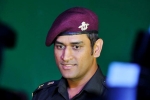 Indian independence day, dhoni to hoist Indian flag in leh, ms dhoni likely to unfurl tri color in leh on indian independence day, World cup 2011