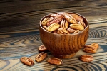 Pecans breaking news, Pecans breaking news, all about pecans and their health benefits, Dessert