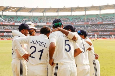 Rishabh Pant issues an Apology Rishabh Pant issues an Apology