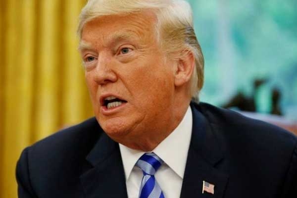 Trump Warns Google, Twitter, Facebook in Row over Bias